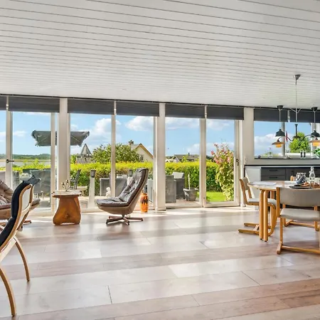 Сasa de vacaciones Beautiful In With Kitchen