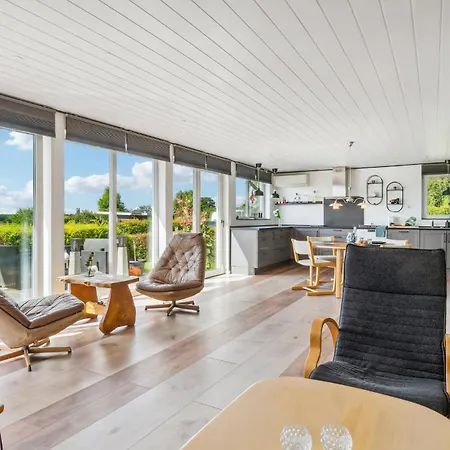 Beautiful In With Kitchen