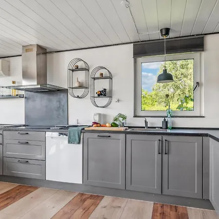 Beautiful In With Kitchen