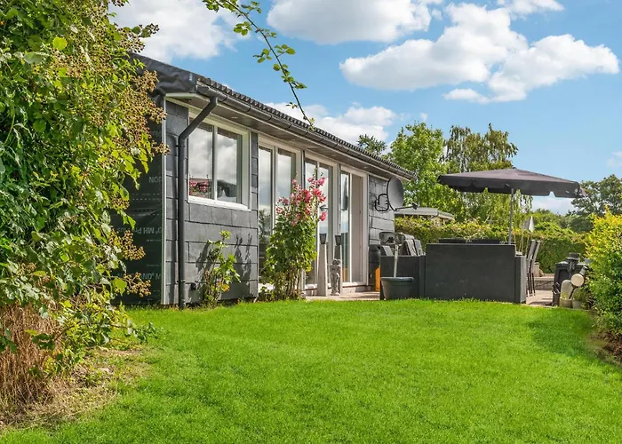 Beautiful In With Kitchen