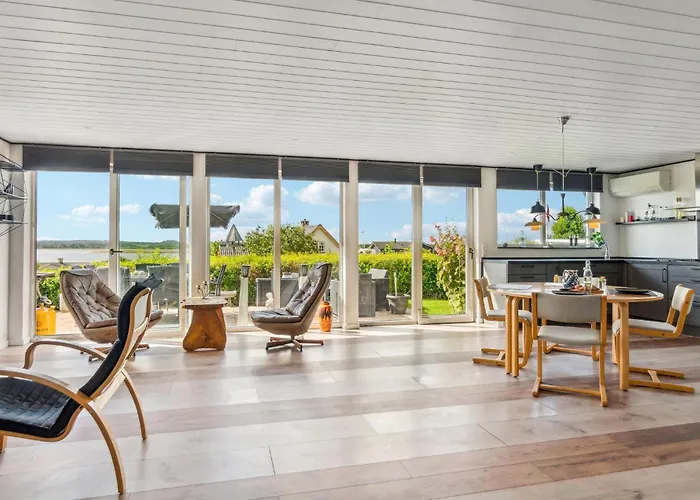 別荘 Beautiful In With Kitchen